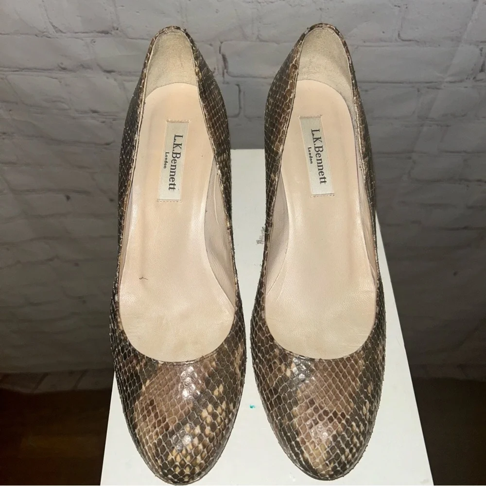 L.K. Bennett‎ snakeskin wedge shoes size 37